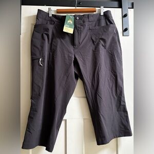New EMS Women‘s Compass 4-points Trek Capri